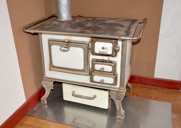 Favore Kuzine Soba 90 cm Büyük Fırınlı